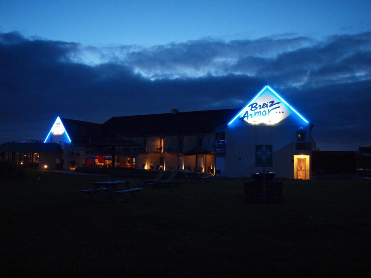 Breiz Armor Hotel Pouldreuzic Exterior photo